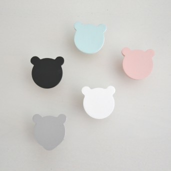 Lesen obešalnik - medo